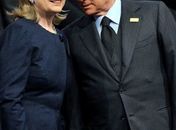 Hillary elogia Berlusconi para 'apagar incêndio' do Wikileaks