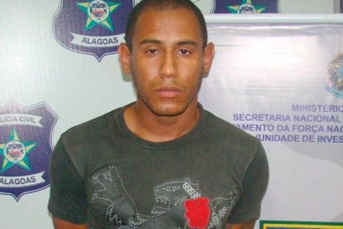 Jorge Wagner de Oliveira Alves, 25