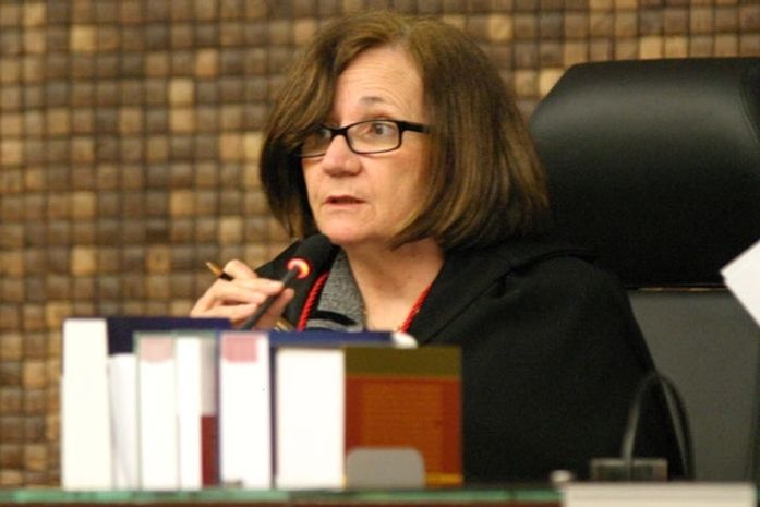 Desa. Elisabeth Carvalho Nascimento