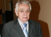 Chico Anysio é internado às presas, no Rio