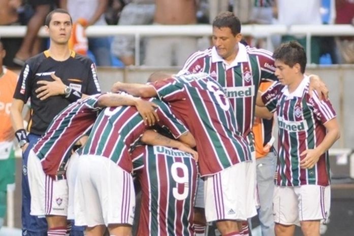 Vídeo: Emerson faz gol 'salvador', Flu derrota o Guarani e conquista o Brasileiro