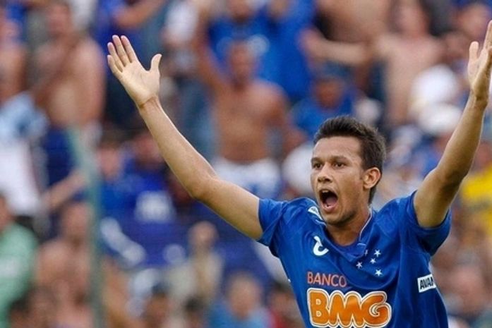 Contra reserva do Palmeiras, Cruzeiro ganha no final e é vice-campeão