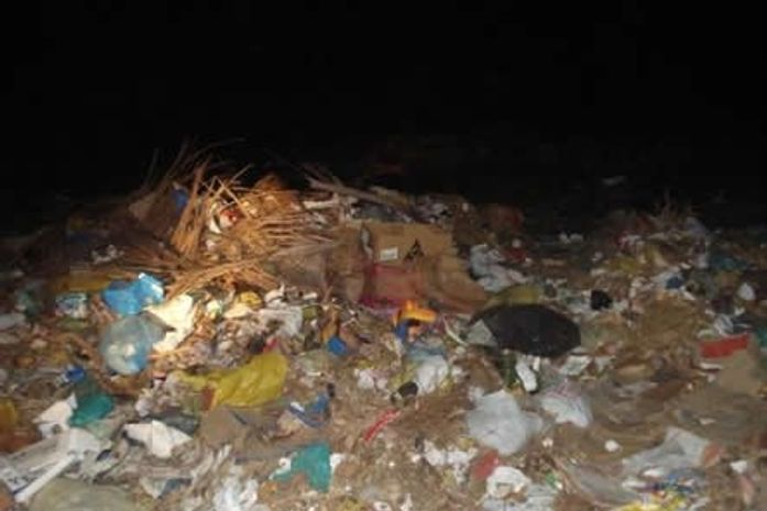 Feto com 28 semanas é encontrado em lixão no Interior