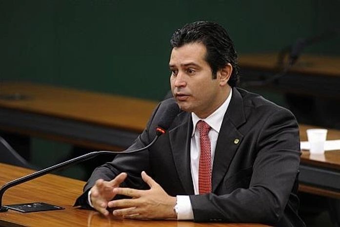 Lei Kandir é aprovada após protesto de deputado alagoano