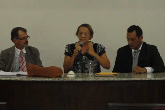 Presidente de Câmara denuncia roubo de telão e de documentos
