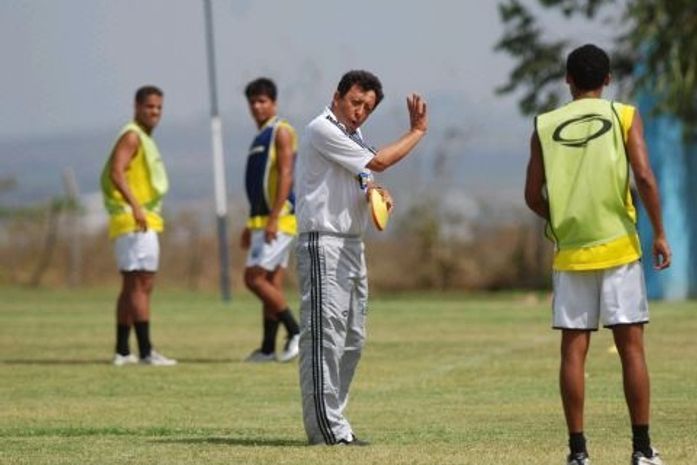 Corinthians Alagoano anuncia Lorival Santos como seu novo treinador