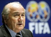 Blatter cobra dirigentes e avisa que a Copa 2014 está próxima