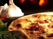 Pizzaria Santo Orégano (pra convencer a gata)