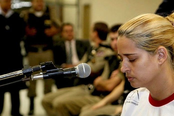 Dayanne e Fernanda deixam penitenciária de Belo Horizonte