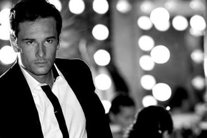 Rodrigo Santoro vira garoto propaganda de conhecida marca.