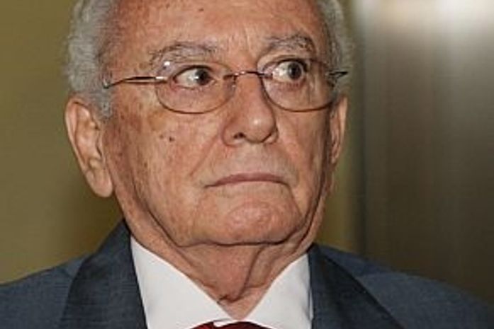 Novo ministro do Turismo de Dilma pagou motel com dinheiro da Câmara
