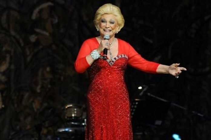 Rede TV! dá um tapa na sede da emissora para não assustar Hebe