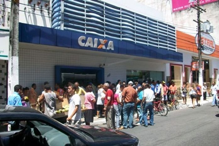 Policial e vigilante morreram durante assalto