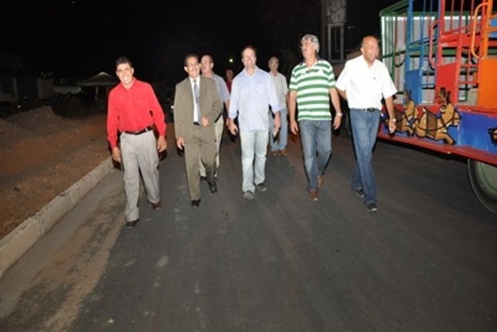 Luciano Barbosa entrega nova avenida na Zona Norte‏