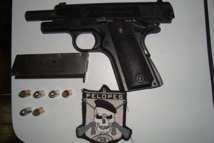 Comerciante arapiraquense é preso com pistola em bar