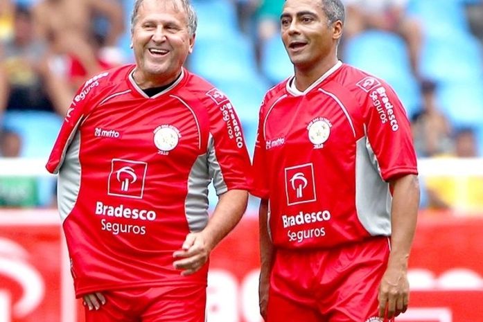 Tarde festa e muitos gols no jogo das estrelas organizado por ZIco