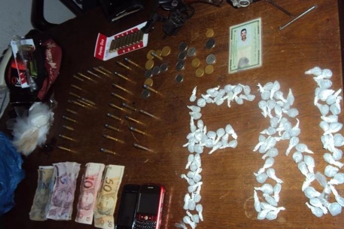Força Nacional prende traficantes e apreende armas e drogas