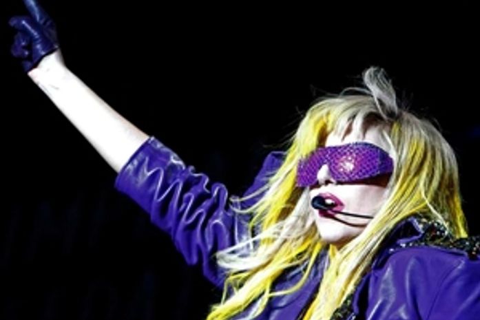 'The fame monster', de Lady Gaga, é o disco mais vendido de 2010