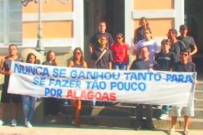 Deputados alagoanos aprovam aumento de mais de 100% para eles