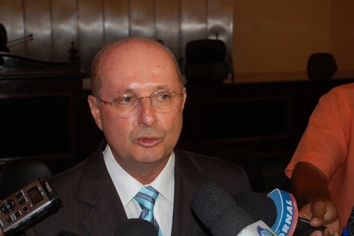 Fernando Toledo só tem apoio de Téo se “afastar” Marcelo Victor