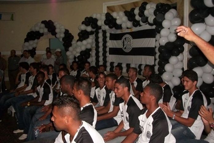 Em ritmo de festa ASA apresenta novo elenco para temporada 2011‏