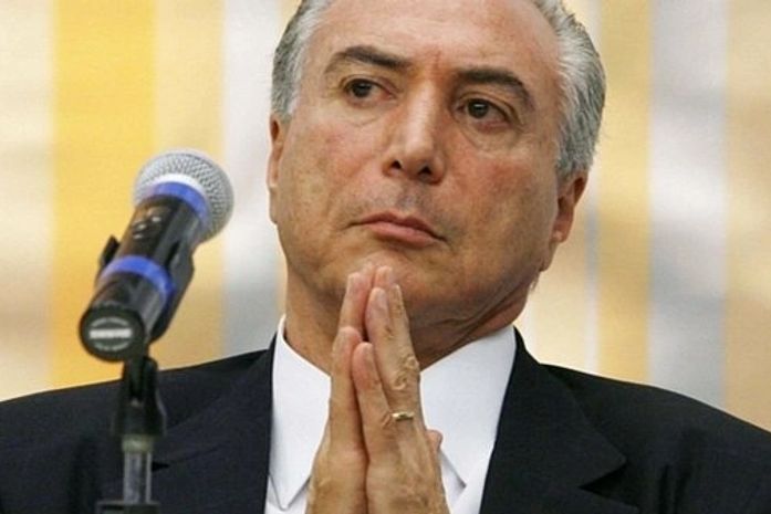 Temer ironiza: “Por mim, o mínimo seria de 3 mil reais”