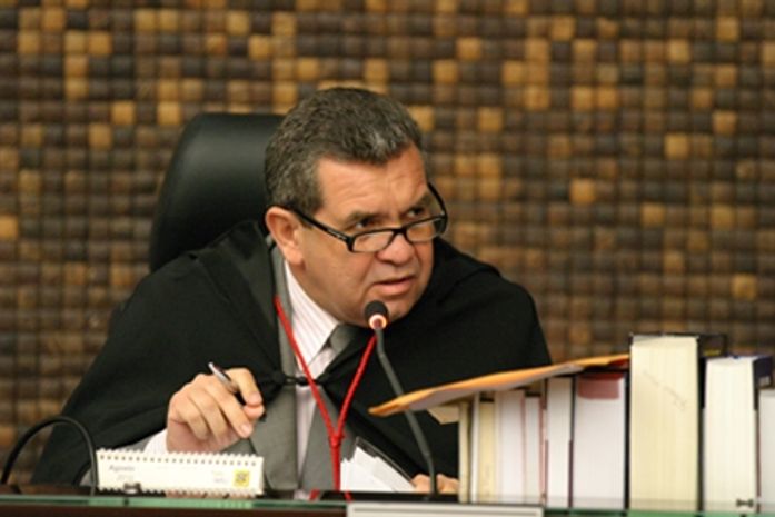 Desembargador Washington Luiz Damasceno Freitas