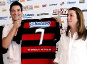 Vídeo :elogiado por Ronaldinho, Thiago Neves se arrepia na chegada ao Fla