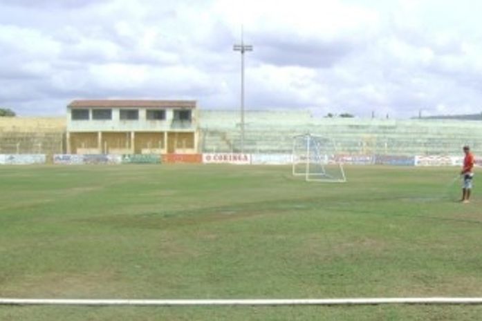 Presidente do Ipanema garante que jogo será realizado no Estádio Arnon de Melo