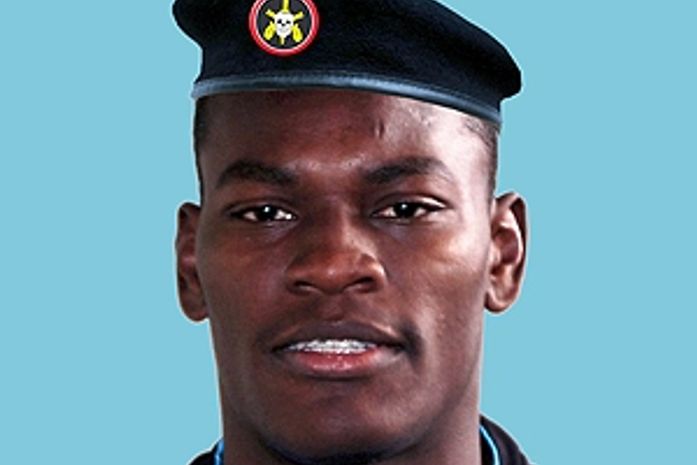 Ex-Zagueiro do ASA vira ídolo no Grêmio e ganha apelido de "Caveirão do Bope"