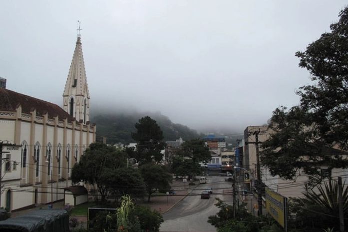 Número de mortos chega a 555 em 5 cidades do Rio