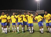 Garotos do Brasil comemoram 