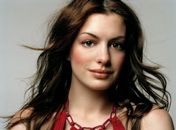 Anne Hathaway será a Mulher-Gato no novo filme do Batman