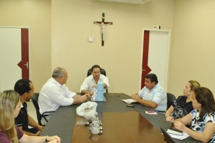 Luciano Barbosa autoriza compra de 5 mil lâmpadas para Iluminação de Arapiraca‏