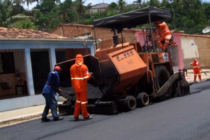 Prefeitura começa as obras do asfalto nas ruas de Coruripe