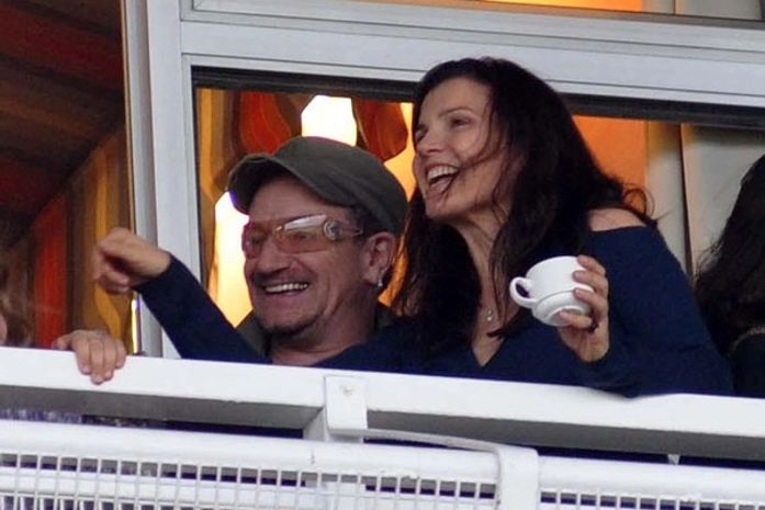 O cantor Bono quer ser recebido pela presidente Dilma, diz jornal