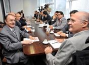Renan mostra força e inicia plano para voltar à presidência do Senado