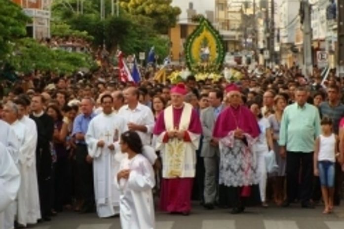 Mais de 40 mil fies são esperados durante a procissão da padroeira de Arapiraca‏