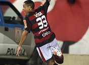Na estreia de Ronaldinho, Wanderley decide para o Flamengo