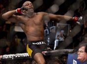 Vídeo: Anderson Silva nocauteia Belfort no 1º round e mantém cinturão