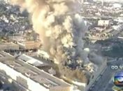 Incêndio de grandes proporções atinge a Cidade do Samba no Rio