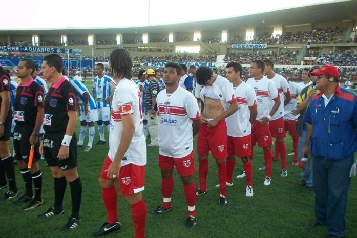 Juntos na crise, CSA e CRB anunciam dispensas e contratações