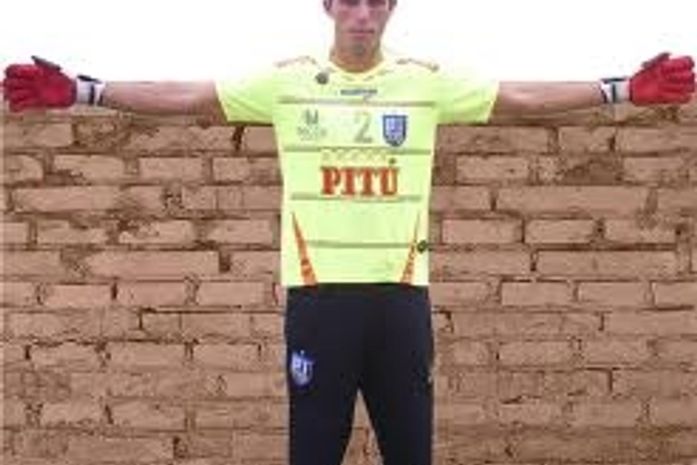 Goleiro Rodrigo Carvalho é o novo reforço do CRB