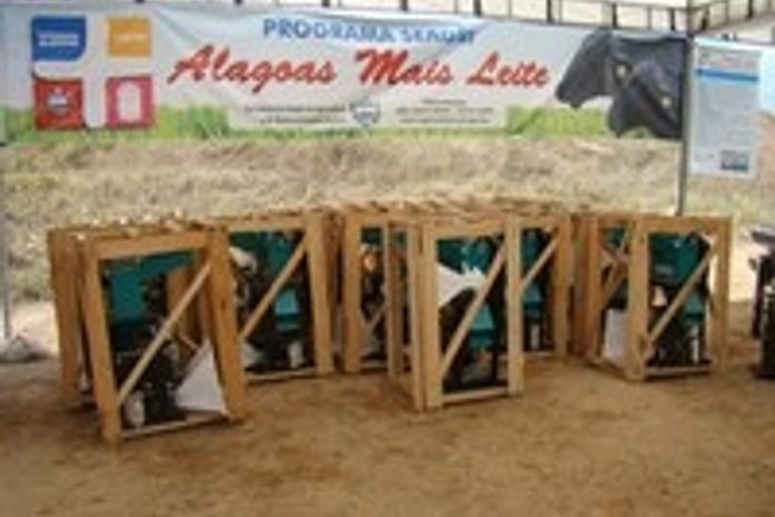 Máquinas forrageiras serão usadas pelos criadores no preparo do alimento para o gado