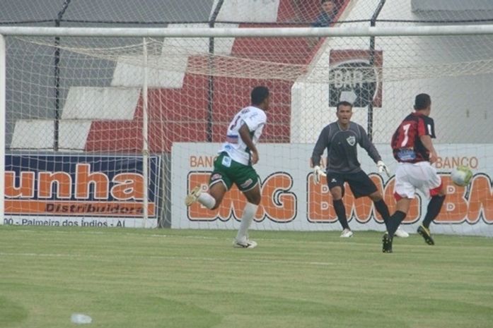 Corinthians Alagoano vence mais uma e fica perto da classificação