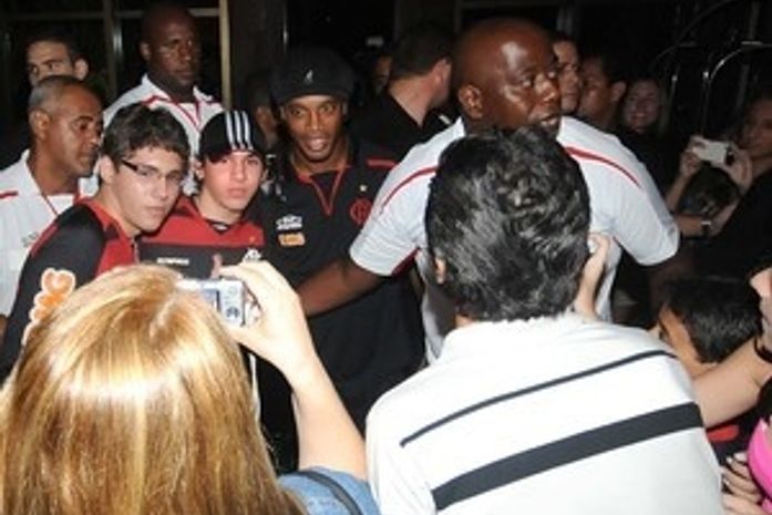 Flamengo dobra segurança e está preocupado com superlotação no Rei Pelé