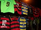 Ambulantes faturam alto com o jogo entre Murici e Flamengo