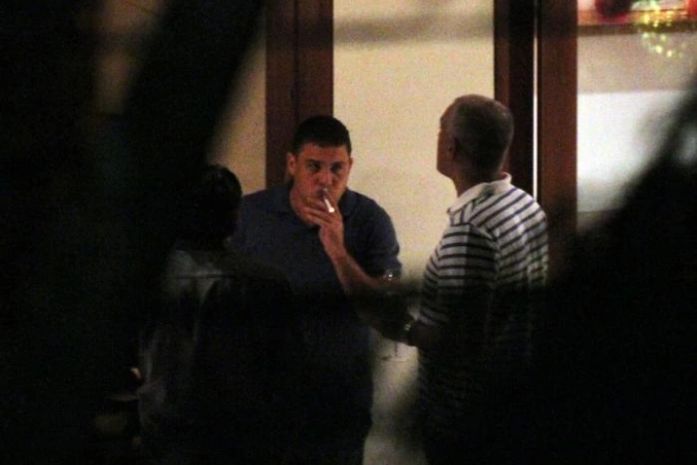 Flagrado fumando, Ronaldo promete 'medidas legais'