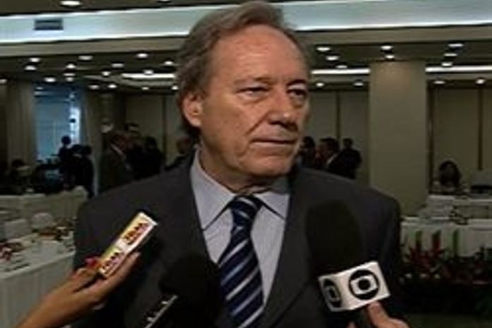 Para presidente do TSE, vagas de suplentes são das coligações