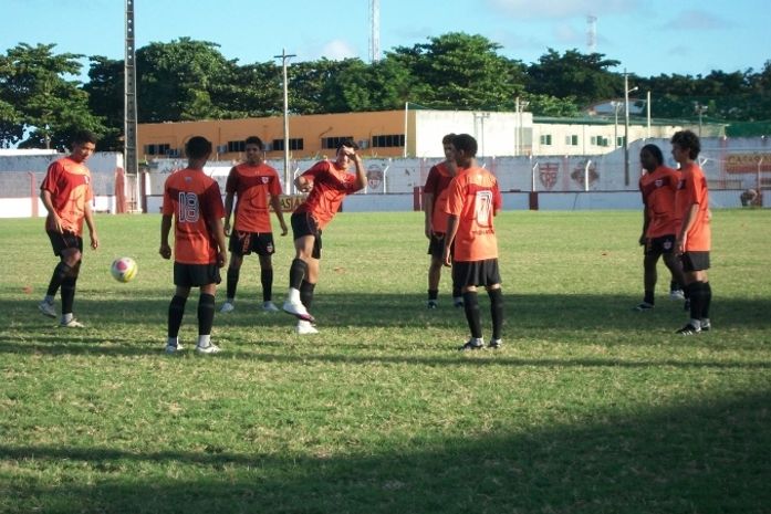 CRB terá mais um reforço disponível para o confronto com o CSE